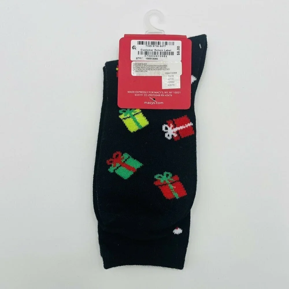 Charter Club Women Sock Size 9-11 Christmas Santa Claus with Presents Crew Socks